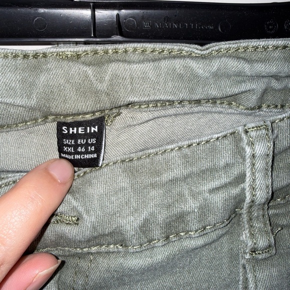 SHEIN Olive Green Cargo Pants - Picture 2 of 3